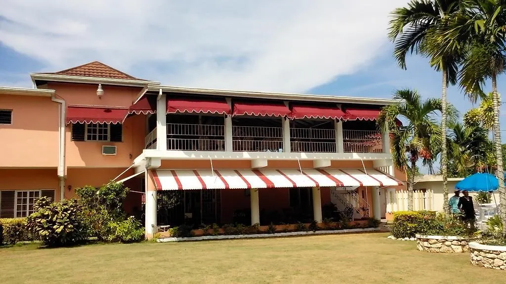 Silver Creek Resort Runaway Bay
